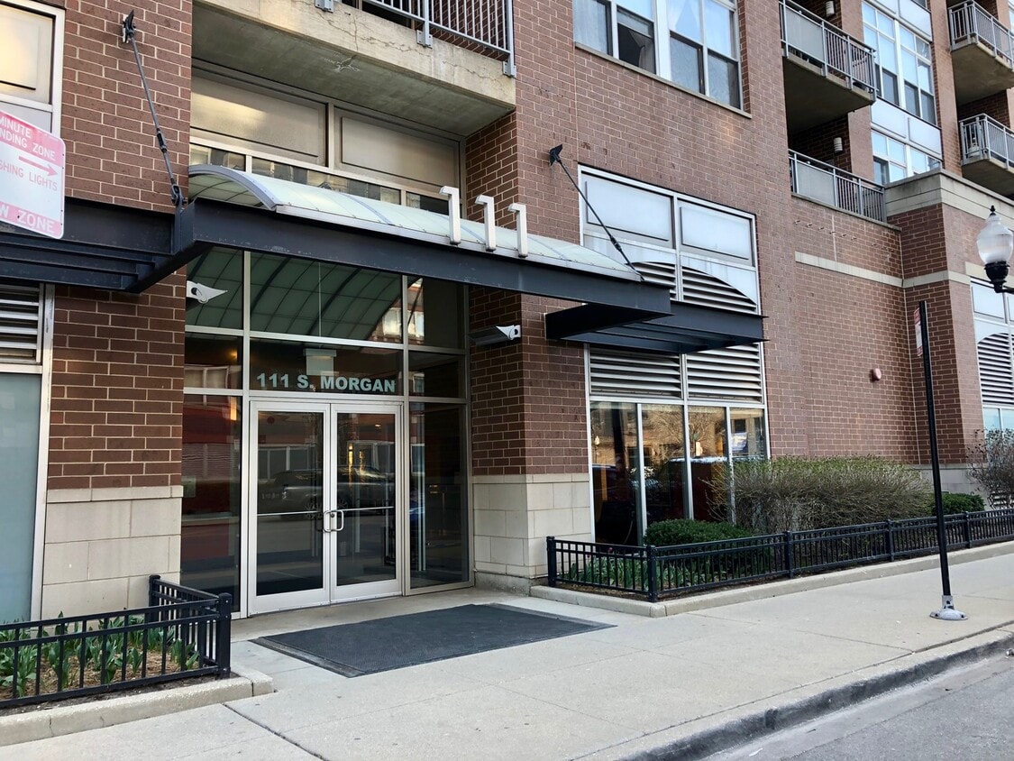 Primary Photo - 111 S Morgan St