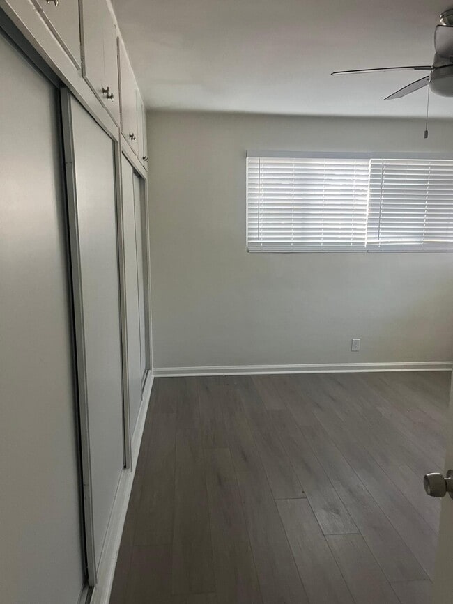Foto del edificio - 118 E Palmer Ave