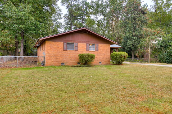 Building Photo - 3508 Rushing Rd