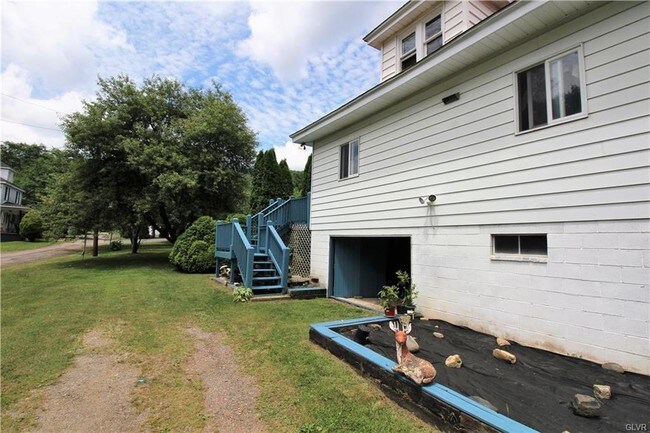 Foto del edificio - 8 Hartung Ln