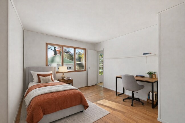 Building Photo - 231 Schilling St