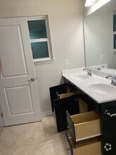 Building Photo - 5508 Loneleaf Way