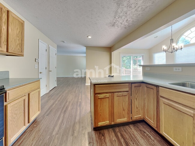 Building Photo - 1425 Windstar Ct