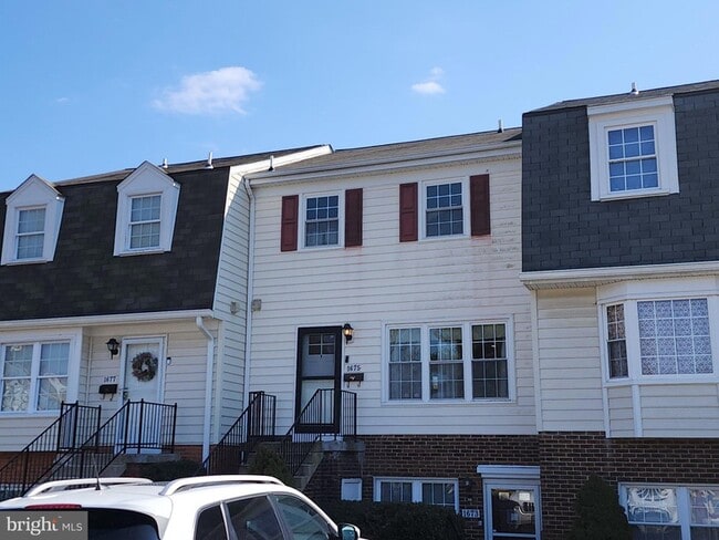 Building Photo - 1675 Ridgely Ct