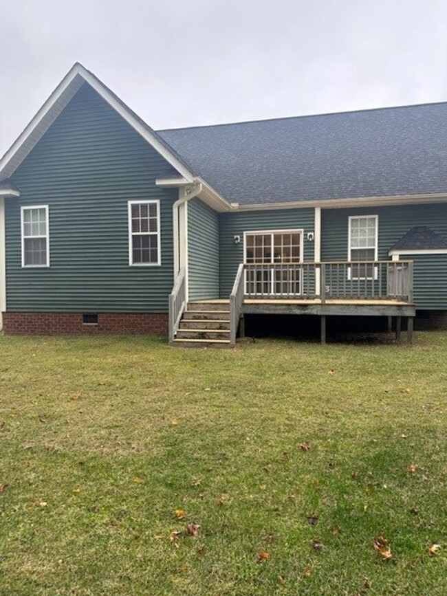 Building Photo - 3 Bed/ 3 Bath & Finished Bonus Room In CBA...