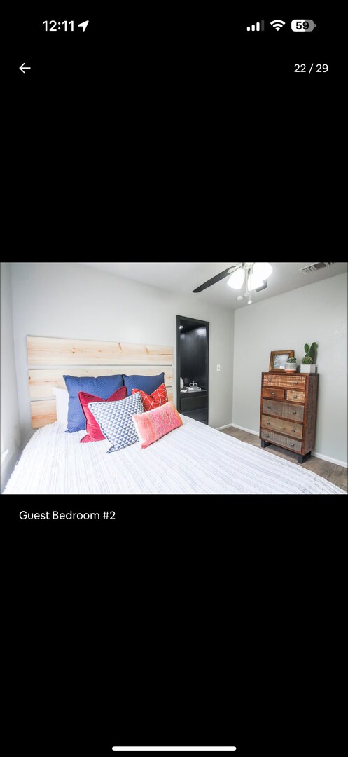 Foto del edificio - PRE LEASING for fall 2026! 2/1.5 in Tech Terrace