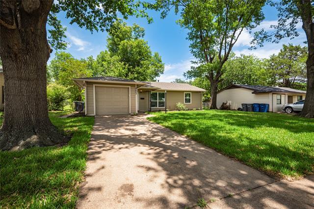 Building Photo - 8403 Glen Regal Dr