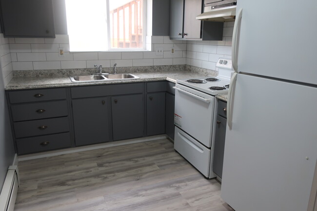 Foto del edificio - 1101 Cedar Ln