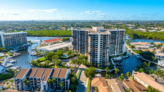 Foto del edificio - 4740 S Ocean Blvd