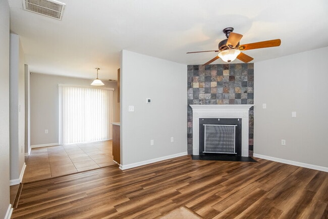 Foto del edificio - 2231 Gooseberry Rd