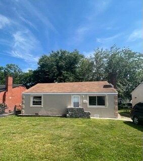 Beautiful newly renovated 3 bedroom home - 1026 43rd St