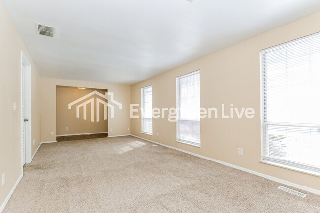 Foto del edificio - 5219 Robinview Ct