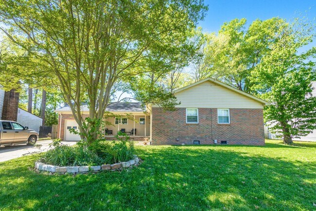 Foto del edificio - 3 Bed 2 Bath Home for Rent in Virginia Beach