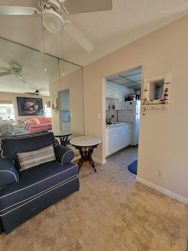 Building Photo - 3600 N Ocean Dr