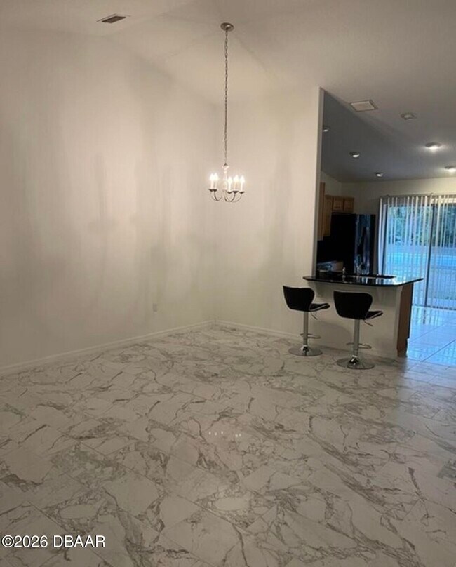 Building Photo - 2 Sebastian Ct