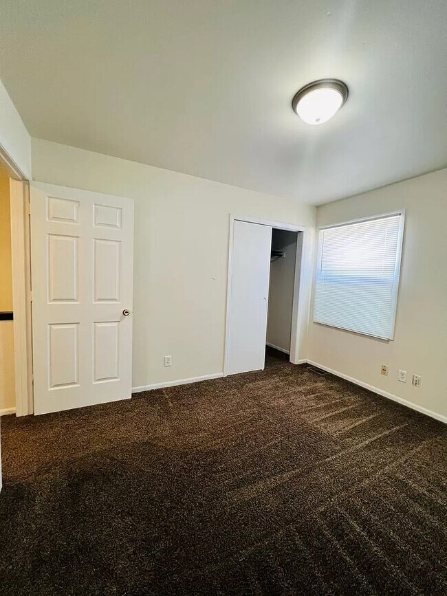 Foto del edificio - 2711 48th St