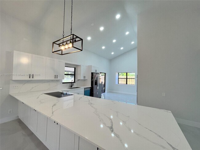 Foto del edificio - 1182 Raintree Ln