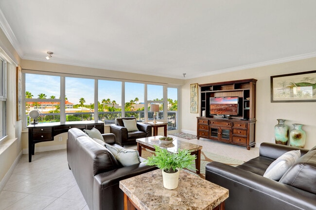 Building Photo - 3700 Galt Ocean Dr