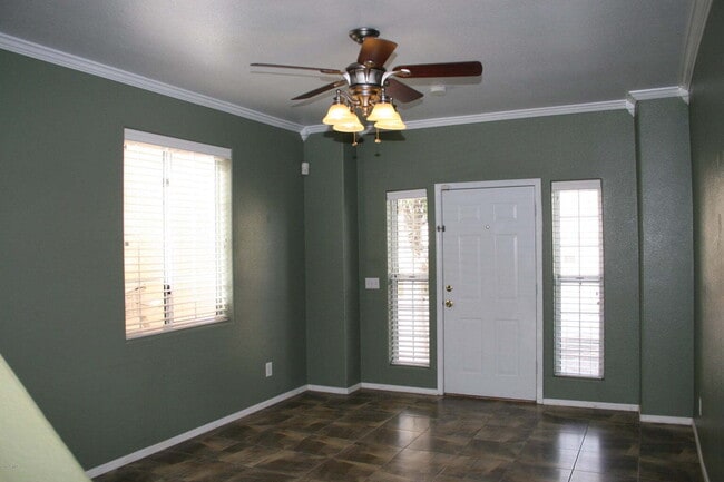 Photo - Two Bedroom in Tempe Apartment