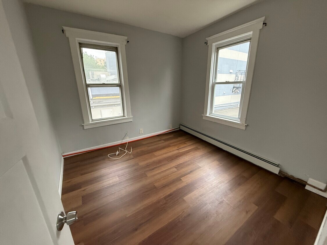 Foto del edificio - 452 Passaic Ave