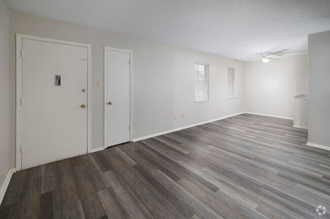 Living Room - Camelot Apartments and Townhomes