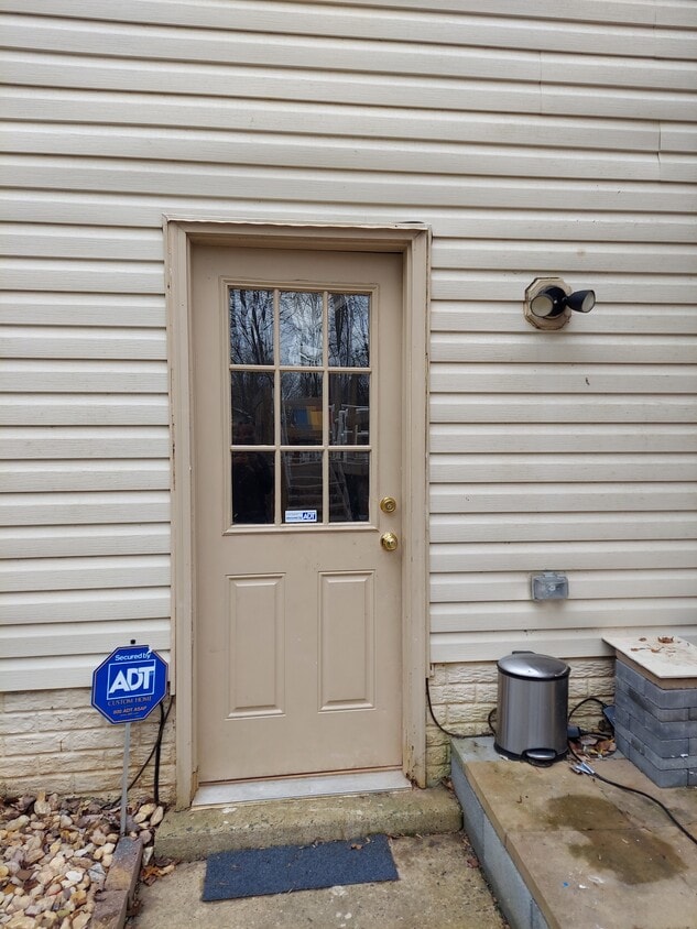 Entrance - 13297 Packard Dr