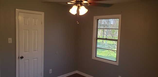 Cama #1 - 4108 Parkway Dr