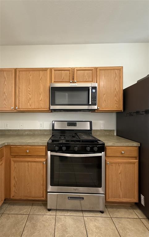 Foto del edificio - 2243 Walnut Fair Ln