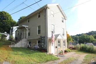 Building Photo - 14 Edgewood Rd