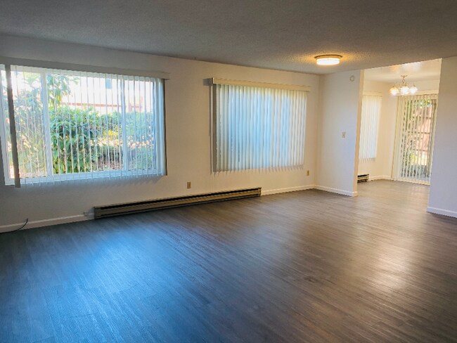 Foto del edificio - 8848 Interlake Ave N