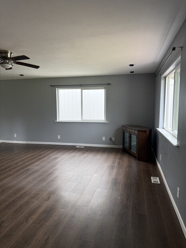 Foto del edificio - 2150 Bay View Dr