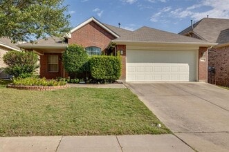 Building Photo - 3816 Denridge Ln