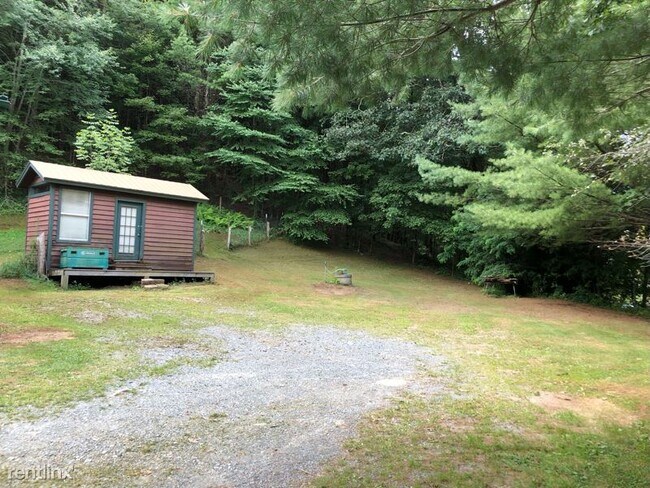 Building Photo - 3 br, 2 bath House - 1459 Dutch Creek Rd