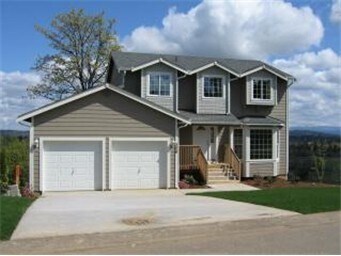 Building Photo - Large 4 bedroom 3.5 Bathroom located in Na...