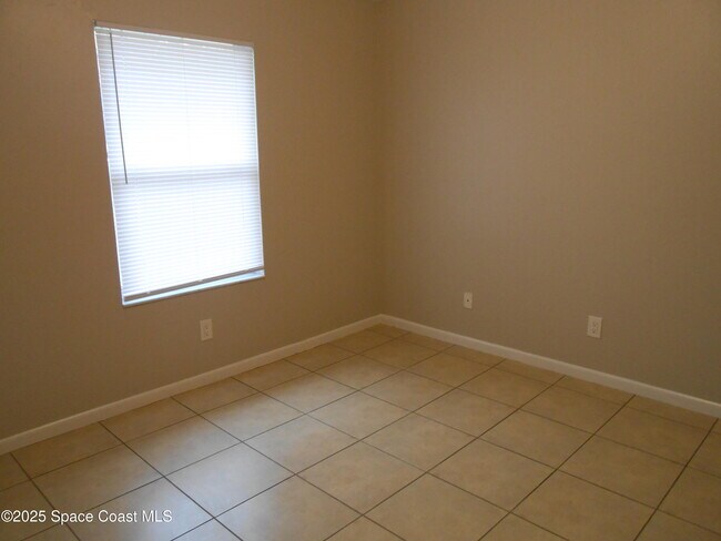 Foto del edificio - 359 Bay Ave