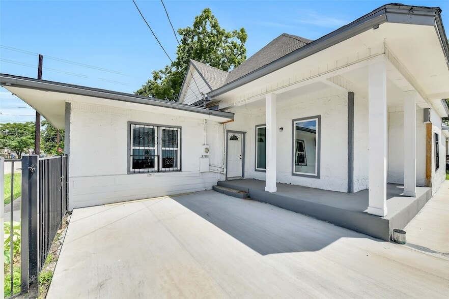 Photo - 1912 Gentry Street