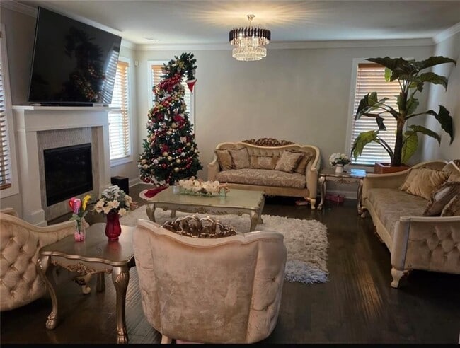 Foto del edificio - 4082 Groveland Park Dr