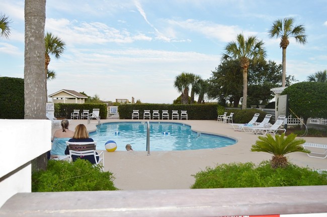 Building Photo - 58 Beach Club Villas