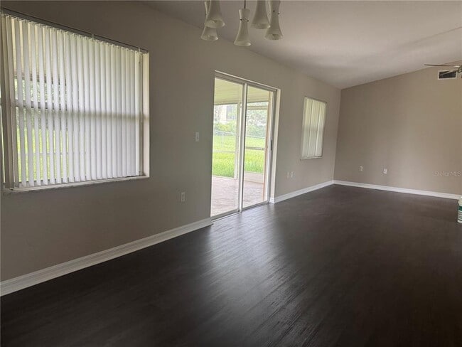 Building Photo - 2672 Pine Brush Dr