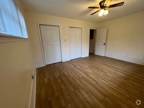Building Photo - 211 Arricola Ave