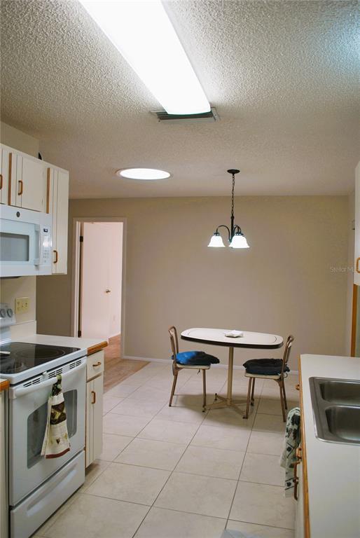 Building Photo - 512 Sea Hawk Ct