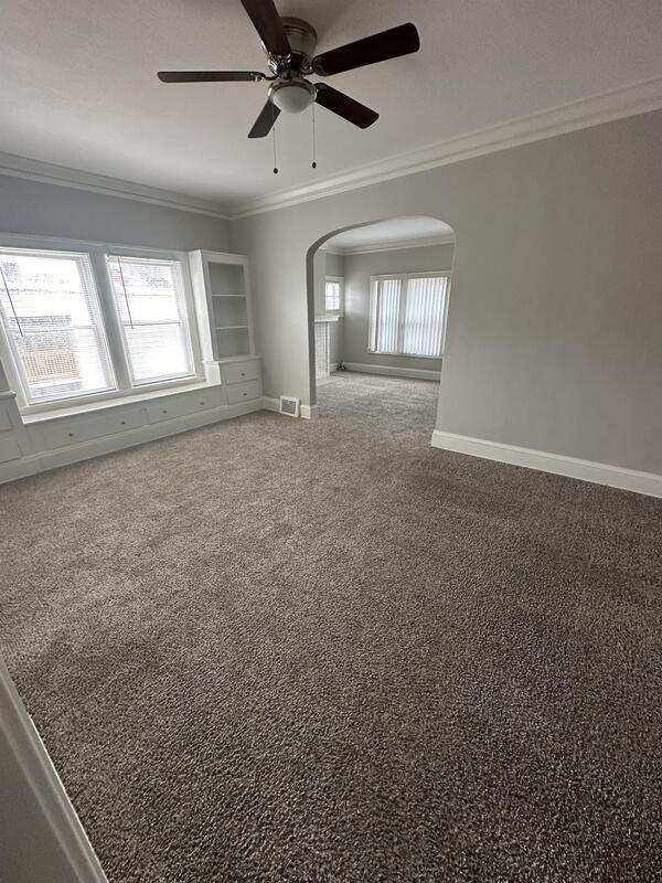 Foto del edificio - 1326 Phelps Ave