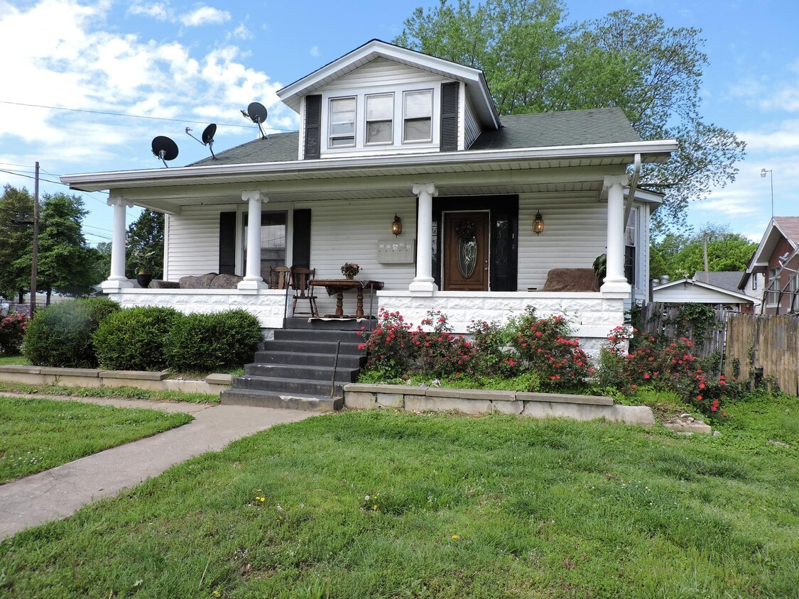 4218 Taylor Blvd, Louisville, KY 40215 Apartments in Louisville, KY