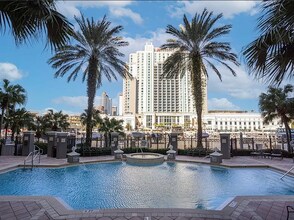 Building Photo - 700 S Harbour Island Blvd