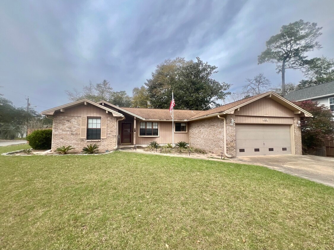 Foto principal - 520 Maple Ave