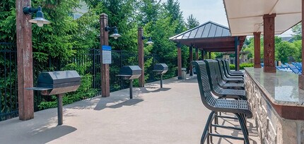 Cabana/Grill Area - Brexx at State College