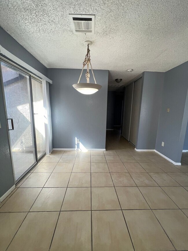 Building Photo - Single Story in Henderson
