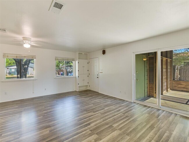 Building Photo - 8303 Reeda Ln