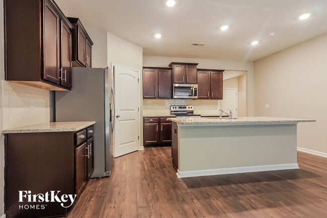 Building Photo - 1024 Gadwall Dr