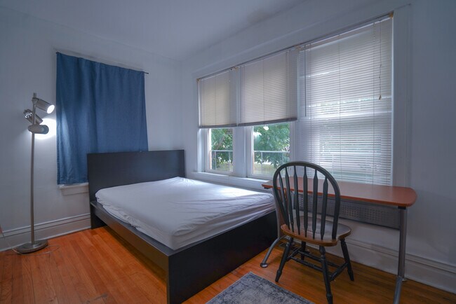 Foto del edificio - 750 Leland Ave